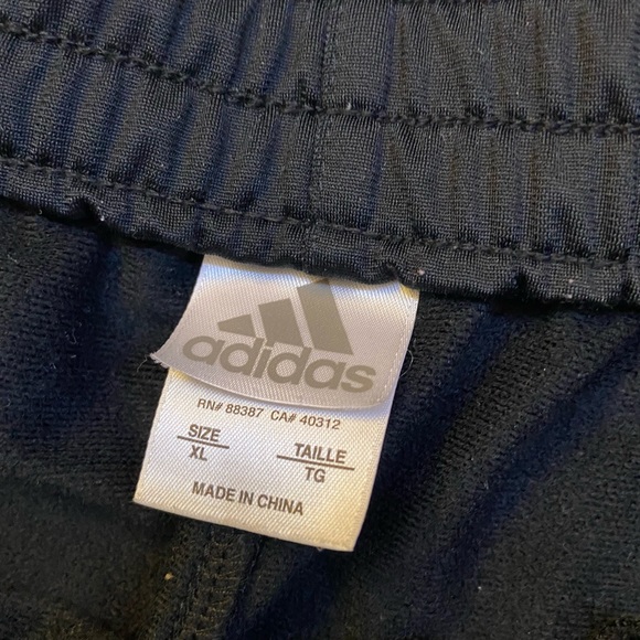 ADIDAS SNAP PANTS🦋🦋 - Picture 3 of 3